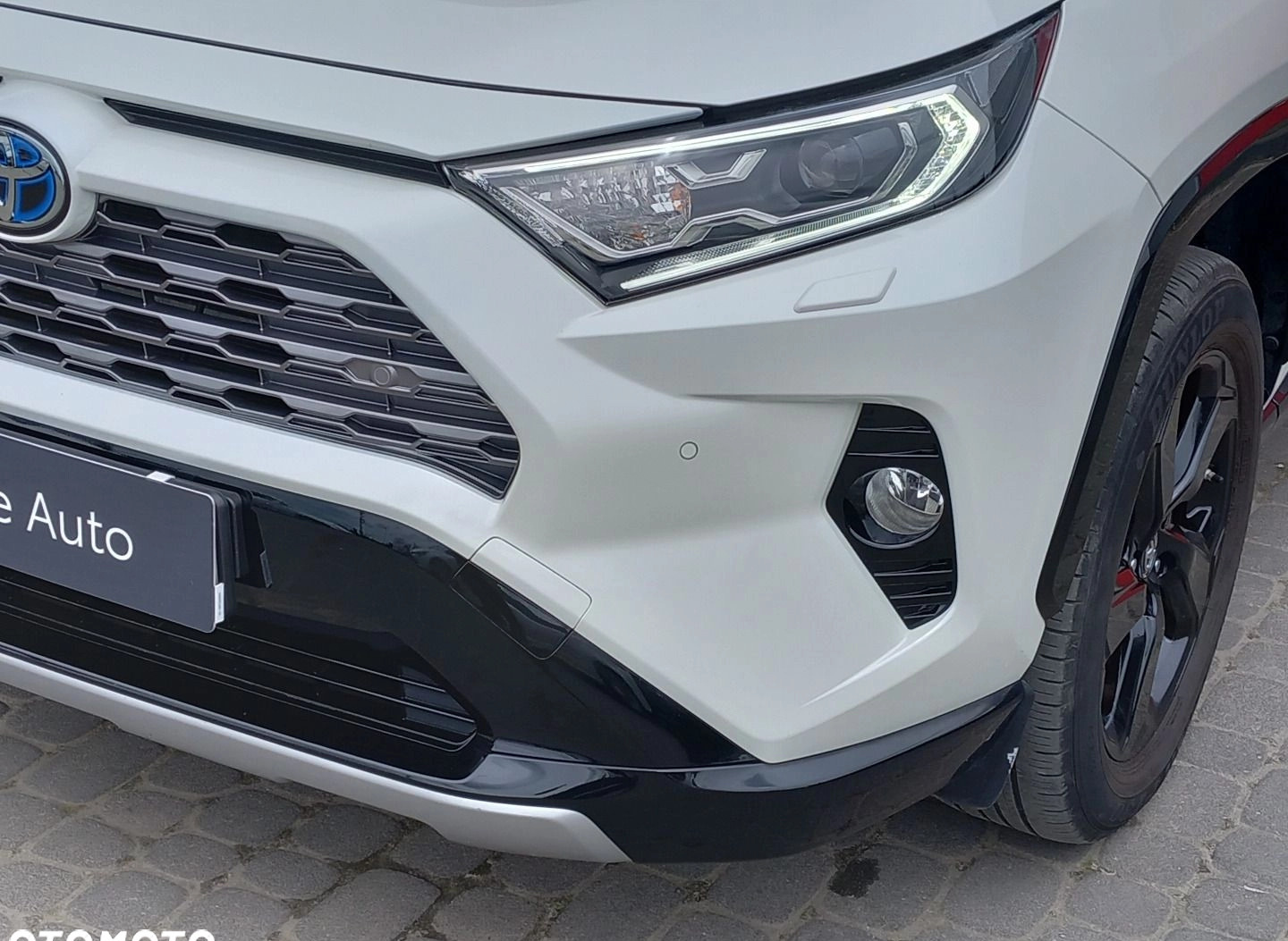 Toyota RAV4 cena 142900 przebieg: 66363, rok produkcji 2019 z Niepołomice małe 529